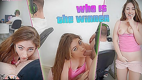 Busty brunette gets her pussy fucked in the webcam vid