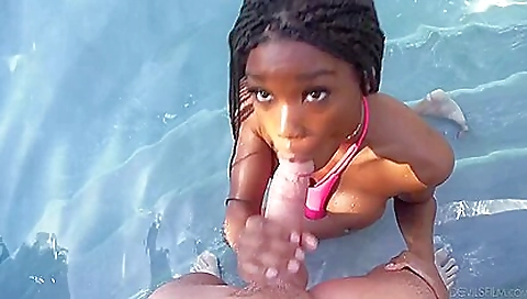 Ebony beauty with a great face gets a deepthroated handjob