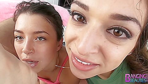 Two hot sluts double blowjob and cum in a threesome