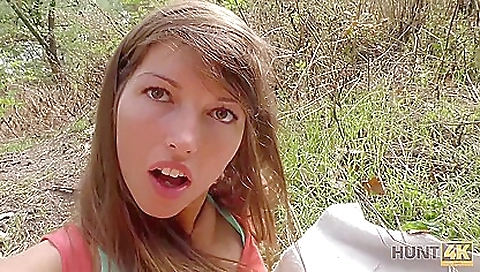 A big ass beauty handjob in the nude outdoor scene