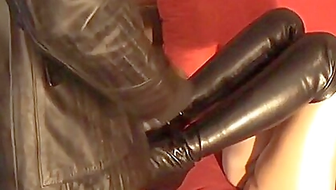 Big ass brunette milf with a large ass is in the middle of a massage