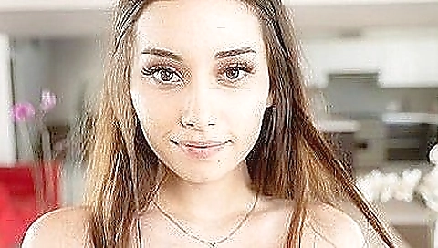 Sexy solo female is getting it on in this hot porn clip